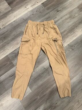 Nike Men's Lightweight Cargo Jogger Pants - Tan